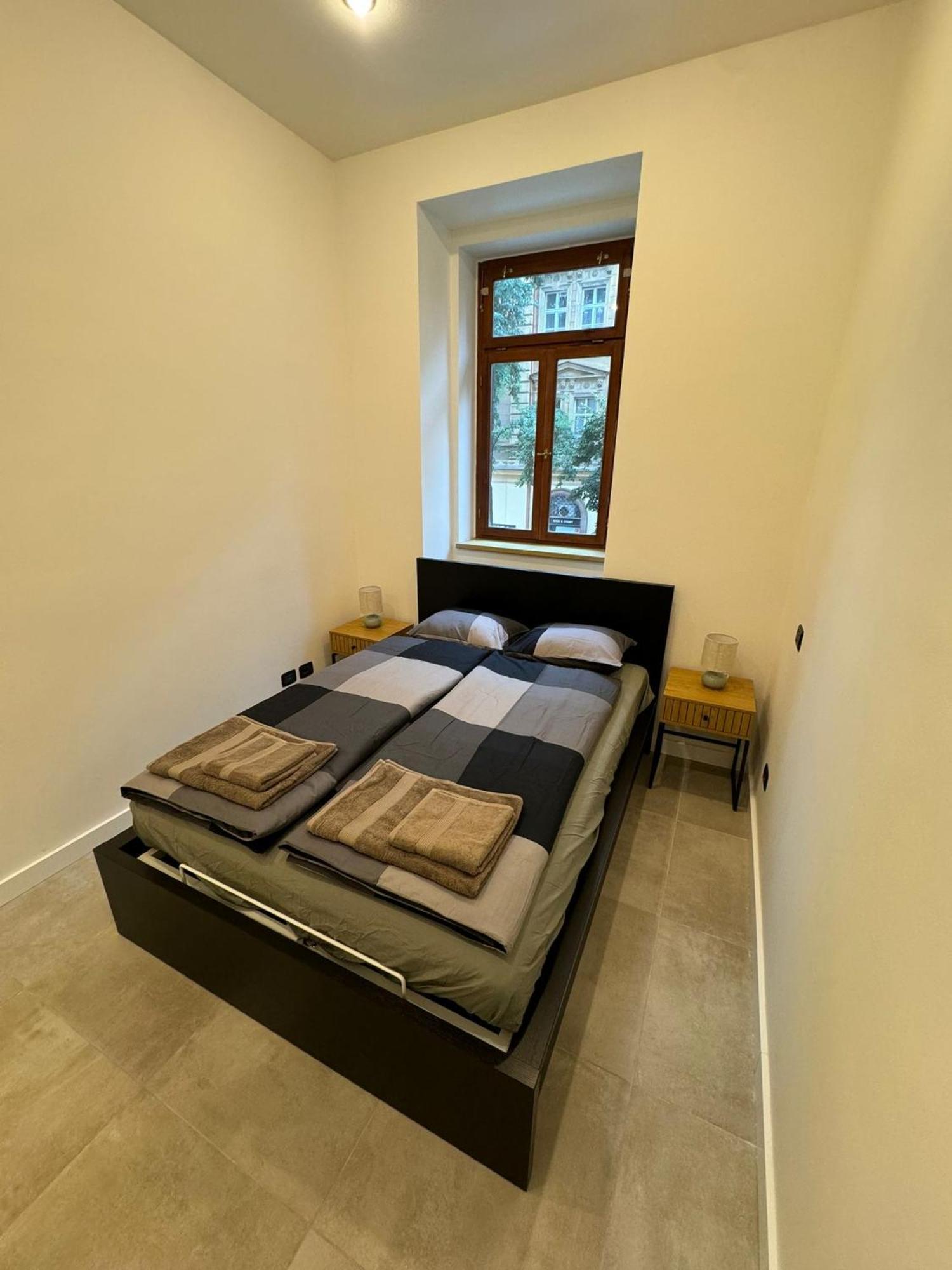 Cool Vitkova With Balcony Apartament *