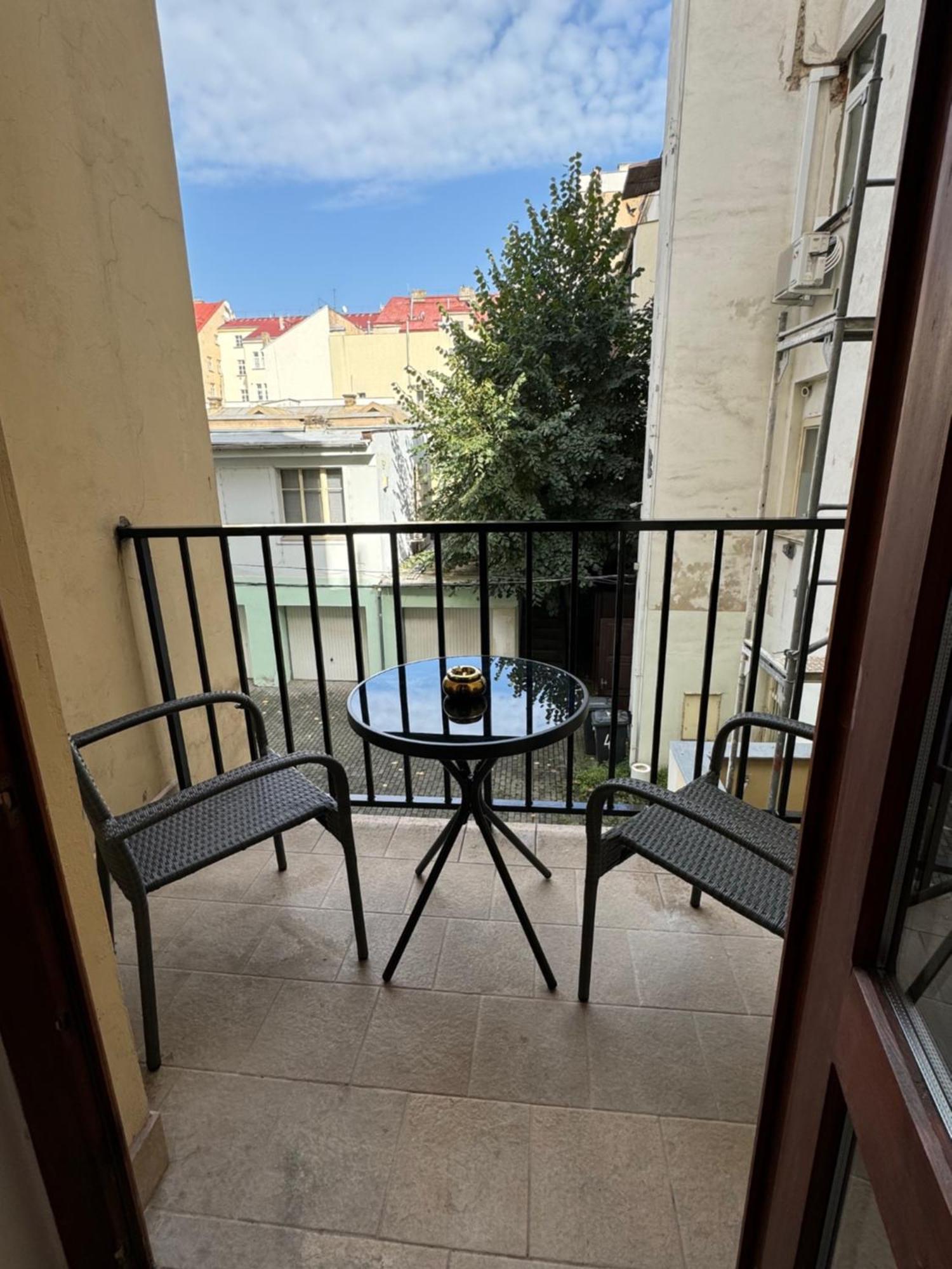 Cool Vitkova With Balcony Appartamento *